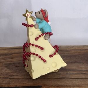 1995 Hallmark Keepsake  Ornament "Chris Mouse Tree" Magic Light Series Vintage